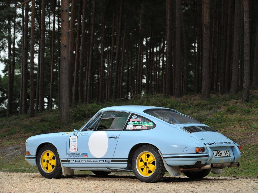  Porsche 911 SWB FIA Rally Car 1965 года  (фото 8 из 9)